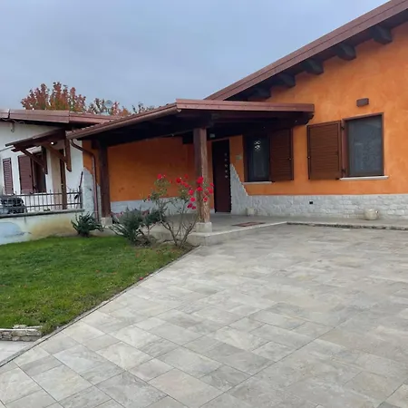 Frasia Nyaraló Villa Grande (L'Aquila)